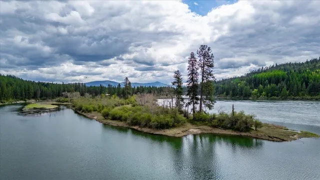 $119,000 | None None Leclerc, Newport, WA 99156