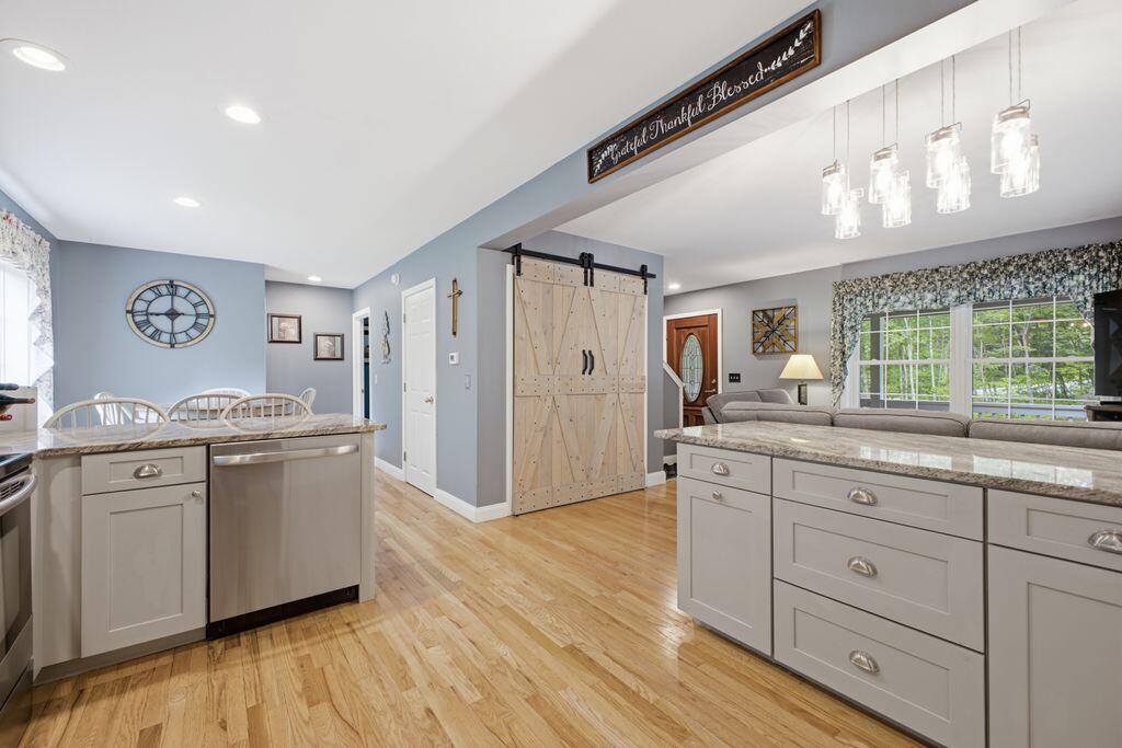 147 Spiller Hill Road Raymond, ME 04071 - Photo 12 of 44 12__V5A7808