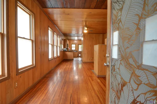 $219,900 | 647 Bungalow Lane, Baton Rouge, LA 70802