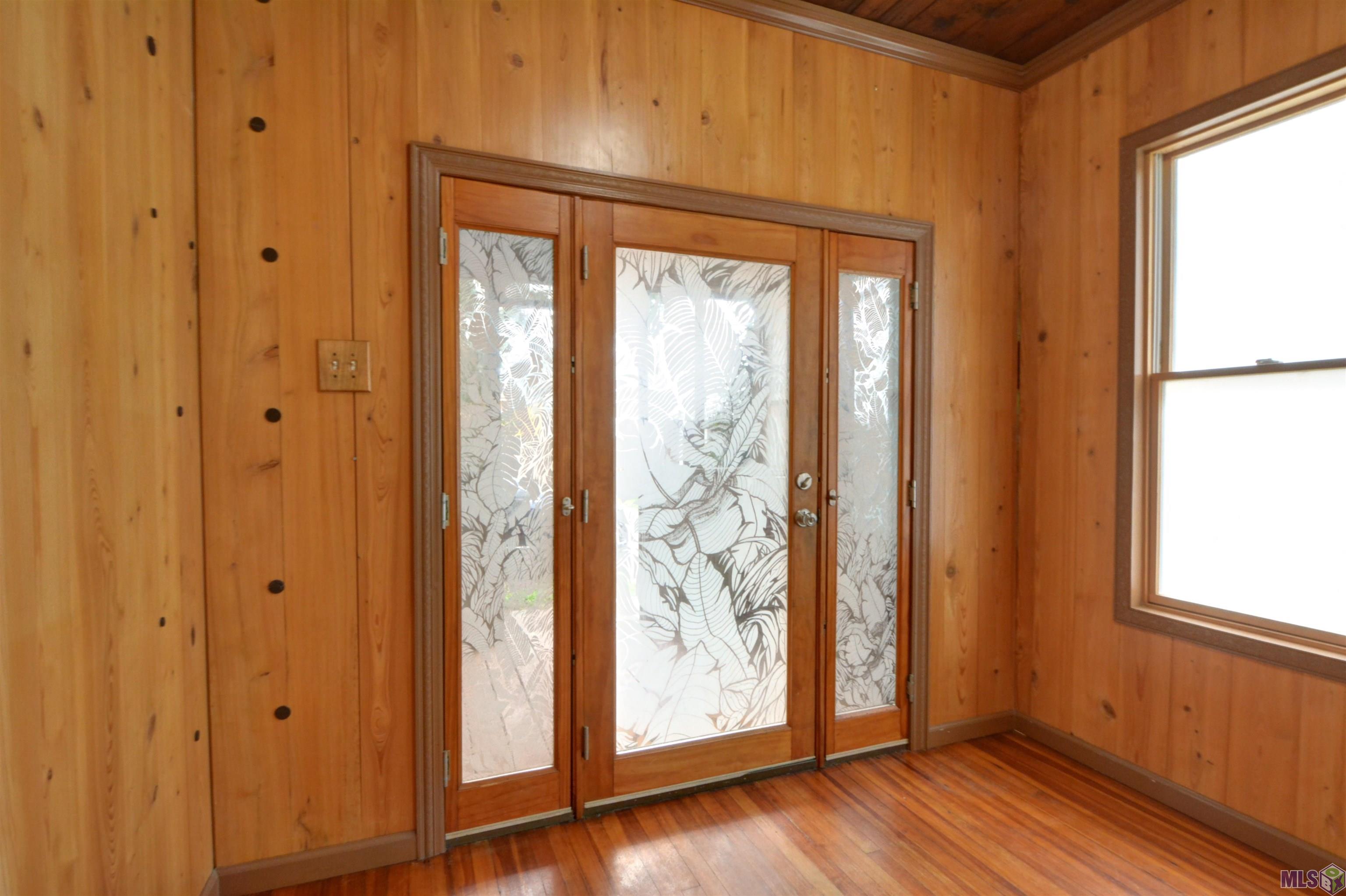 647 Bungalow Lane Baton Rouge, LA 70802 - Photo 4 of 25