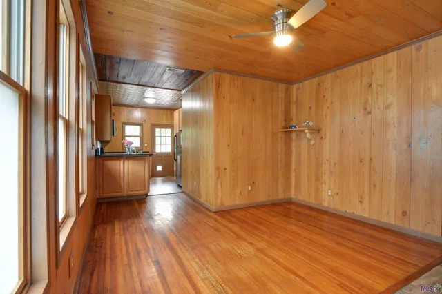 $219,900 | 647 Bungalow Lane, Baton Rouge, LA 70802