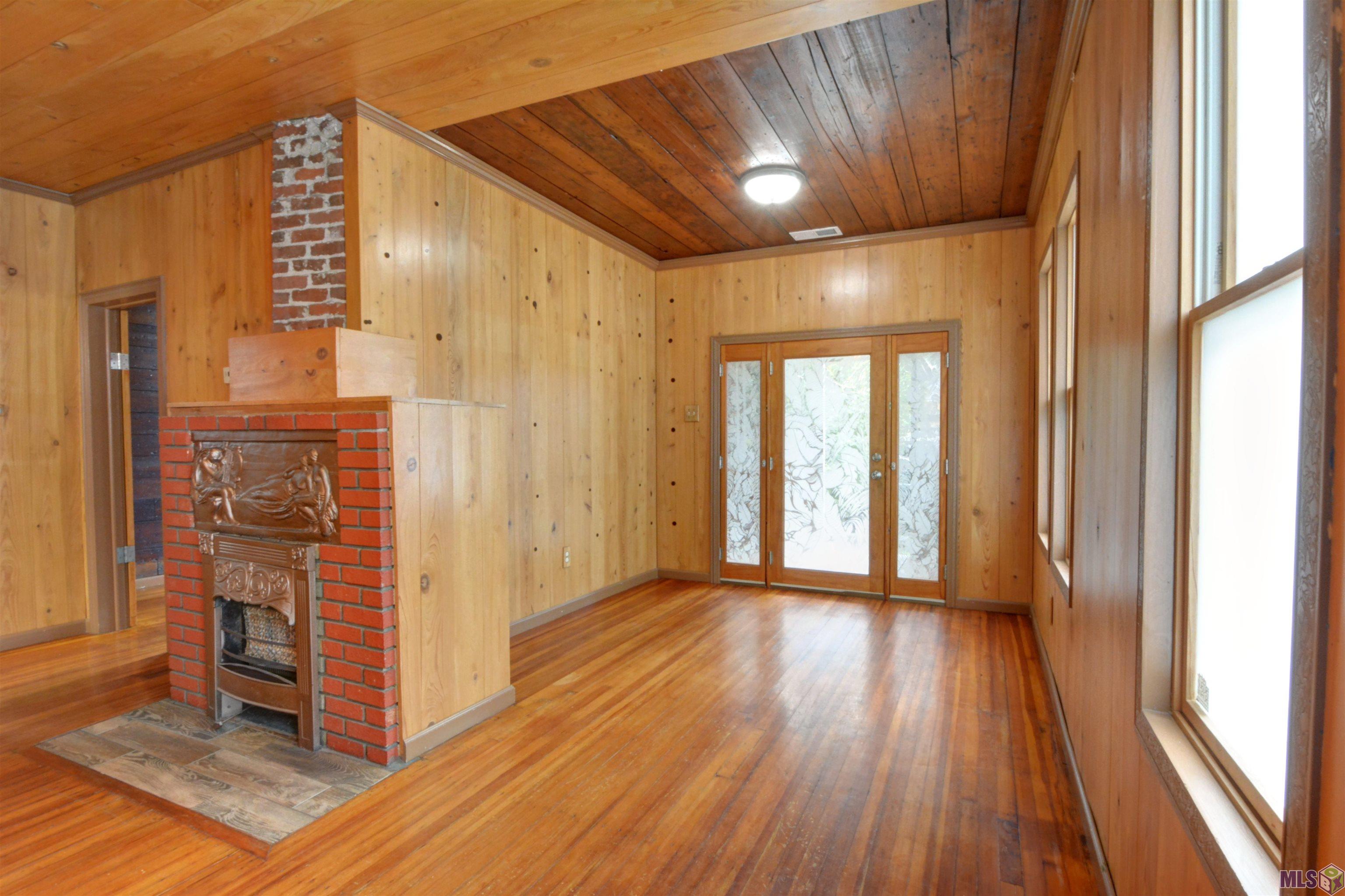 647 Bungalow Lane Baton Rouge, LA 70802 - Photo 6 of 25