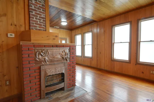 $219,900 | 647 Bungalow Lane, Baton Rouge, LA 70802