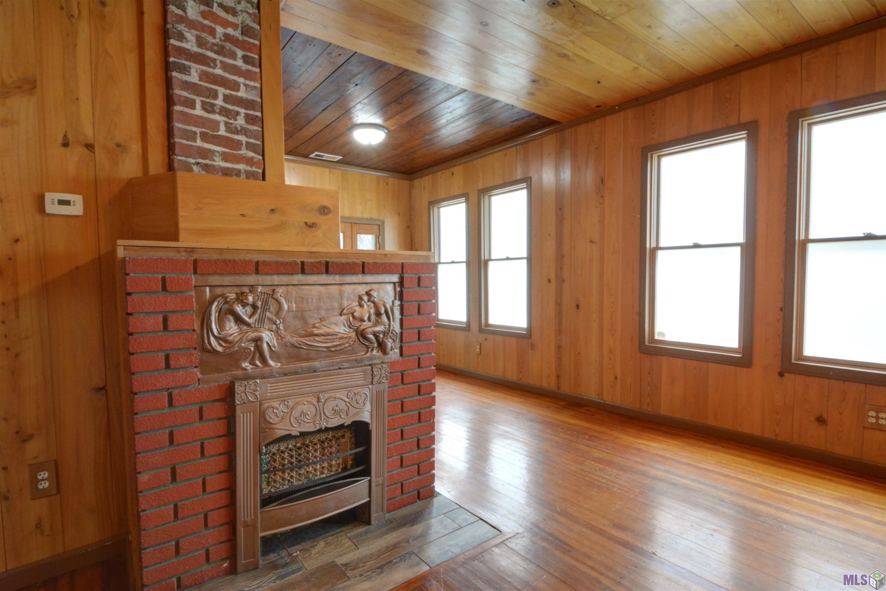 647 Bungalow Lane Baton Rouge, LA 70802 - Photo 7 of 25