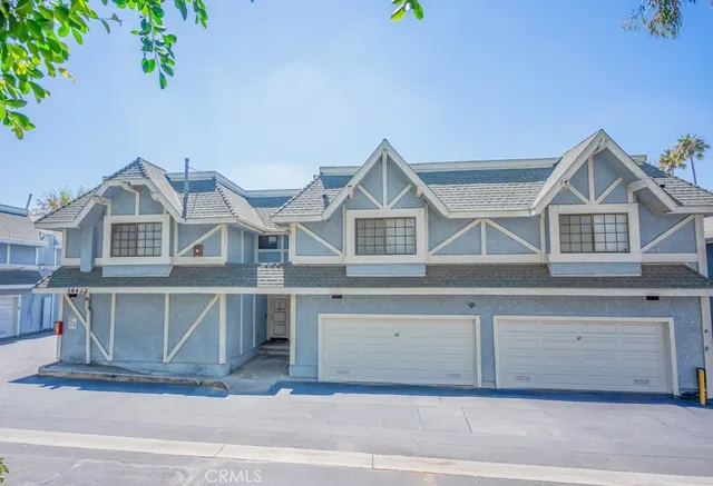 $3,400 | 18452 Lemarsh Street, Unit 48, Northridge, CA 91325