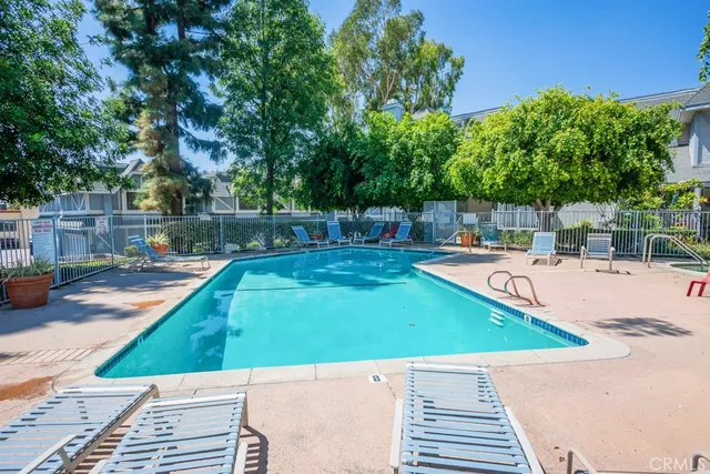 $3,400 | 18452 Lemarsh Street, Unit 48, Northridge, CA 91325