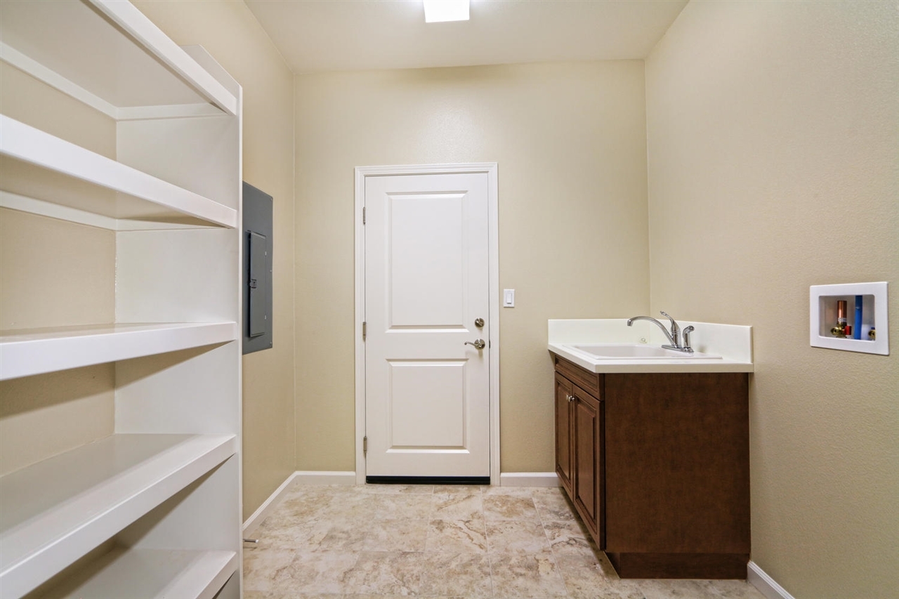 5785 Rancho Del Caballo Bonsall, CA 92003 - Photo 18 of 23