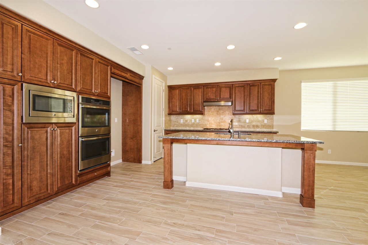 5785 Rancho Del Caballo Bonsall, CA 92003 - Photo 5 of 23