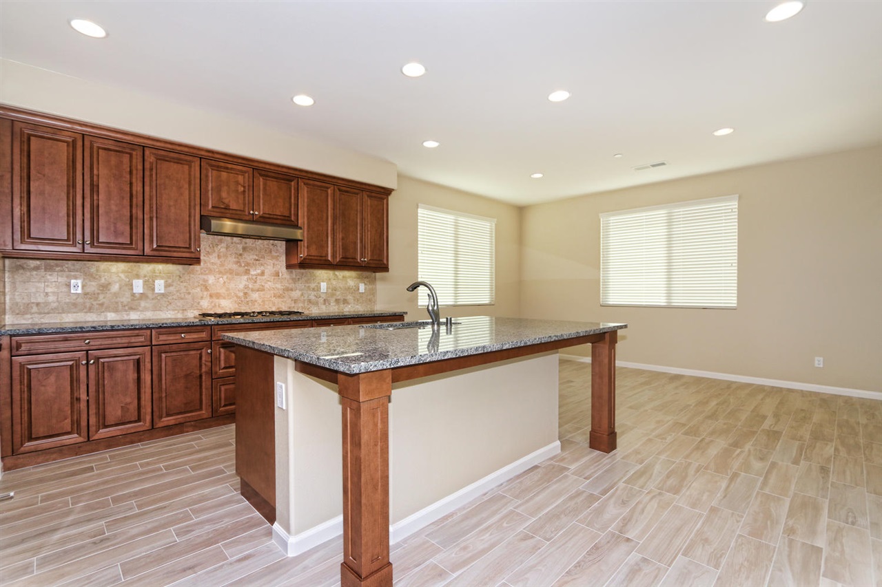 5785 Rancho Del Caballo Bonsall, CA 92003 - Photo 6 of 23