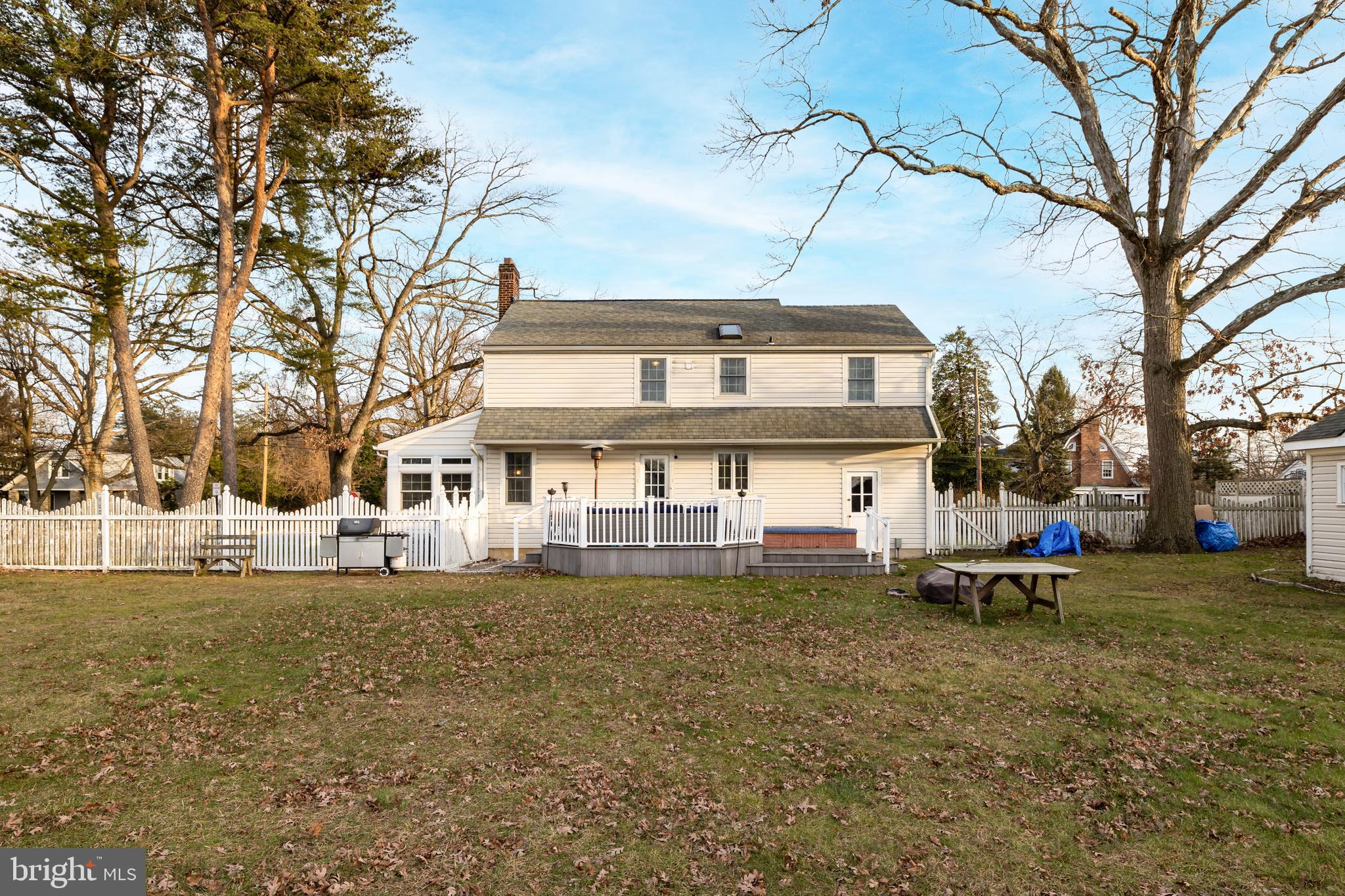 311 Henry Street Riverside, NJ 08075 - Photo 25 of 32 Back Exterior