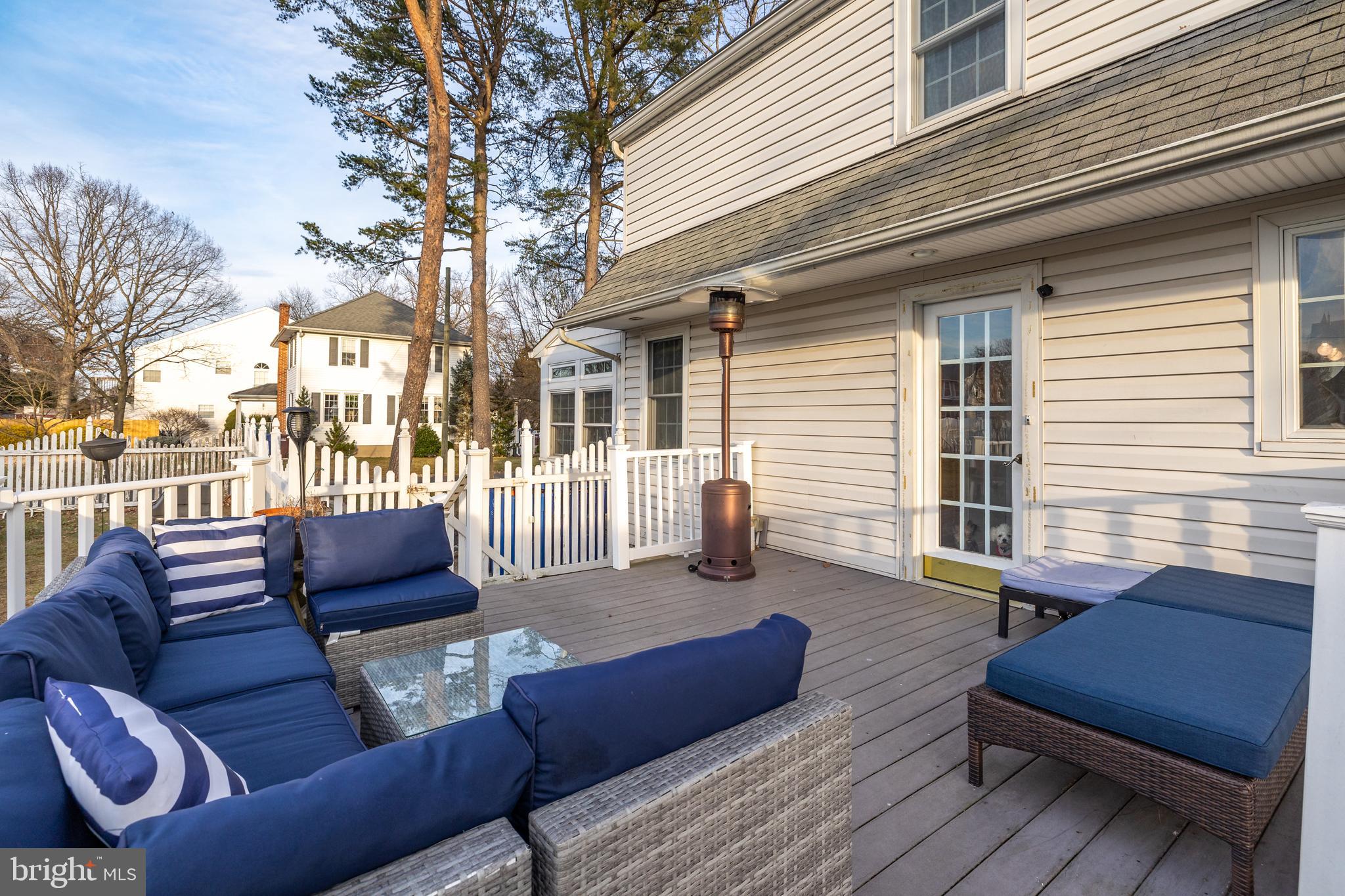 311 Henry Street Riverside, NJ 08075 - Photo 27 of 32 Deck
