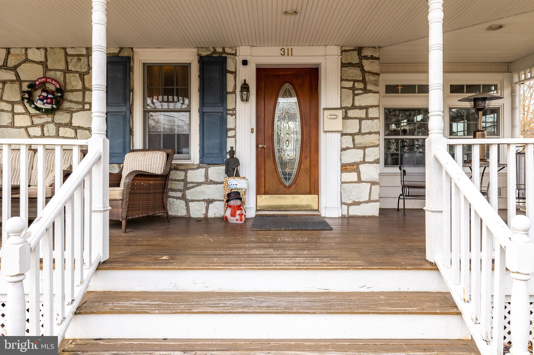 311 Henry Street Riverside, NJ 08075 - Photo 4 of 32 Front Porch/Entry