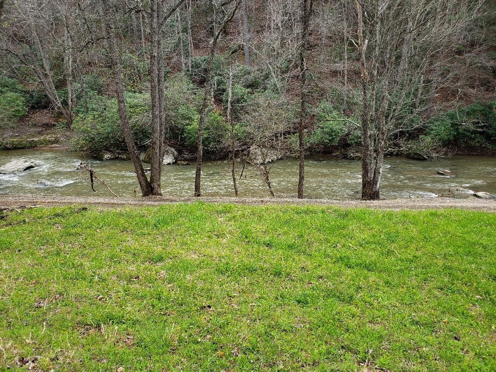 1261 Clito Road, Unit 4 & 5 Fries, VA 24330 - Photo 11 of 16 Gallery Image 11