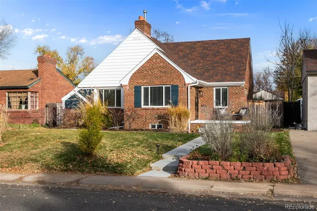$798,000 | 2842 Glencoe Street, Denver, CO 80207