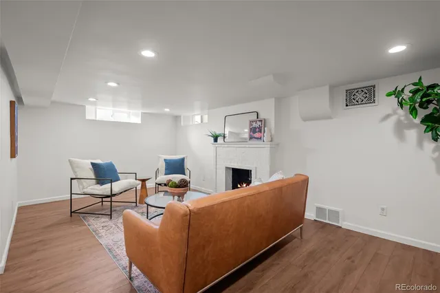 $798,000 | 2842 Glencoe Street, Denver, CO 80207