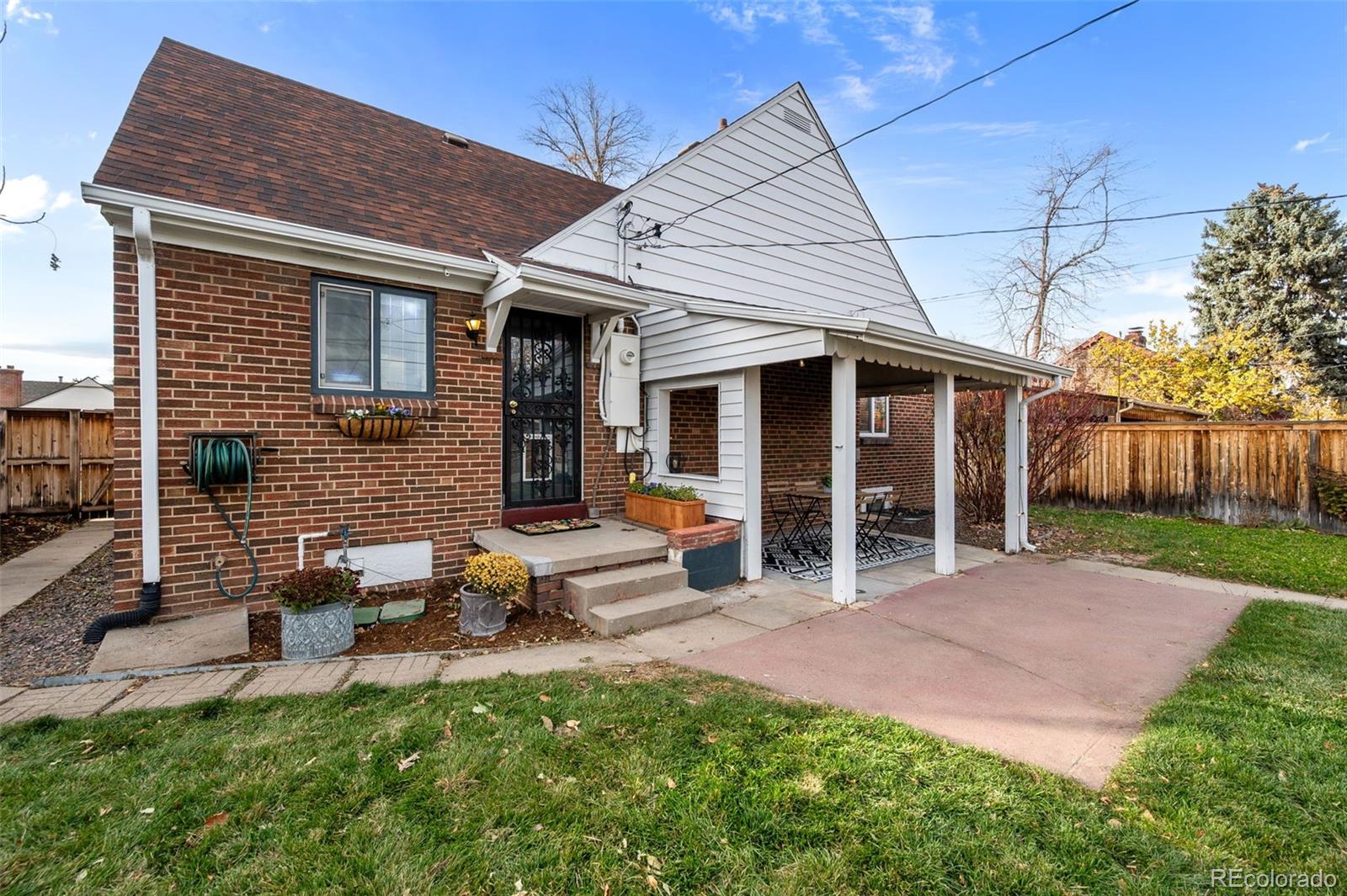 2842 Glencoe Street Denver, CO 80207 - Photo 32 of 37