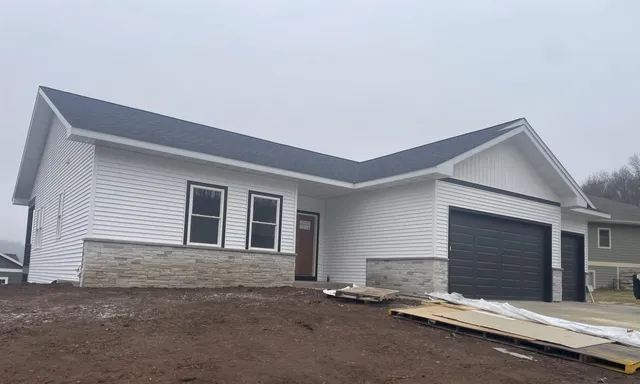 $579,900 | 3016 Handel Street, Black Earth, WI 53515