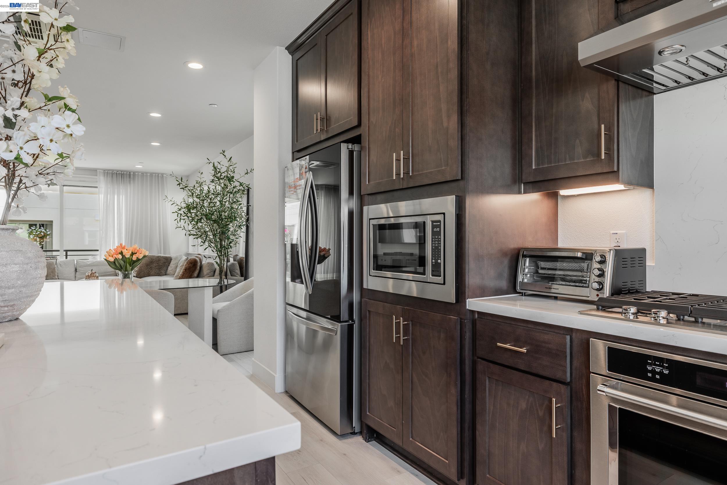 1207 Lorenzini Loop San Ramon, CA 94583 - Photo 21 of 45 Gallery Image 21