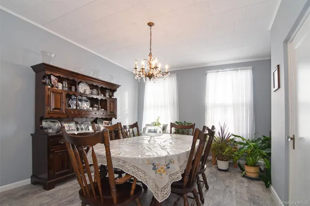 $949,000 | 262 North Fulton Avenue, Fleetwood, NY 10552