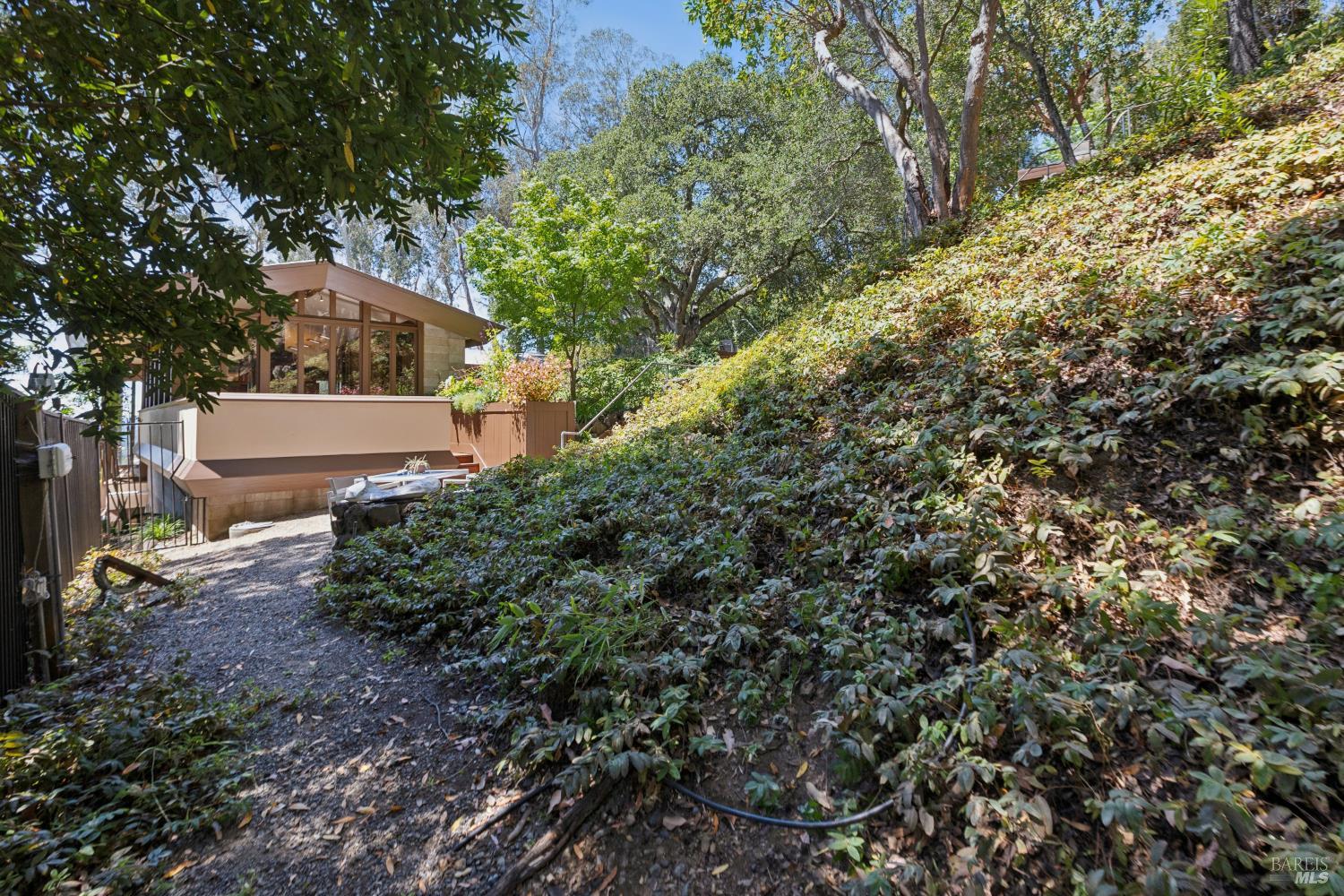 335 Highland Avenue San Rafael, CA 94901 - Photo 70 of 98