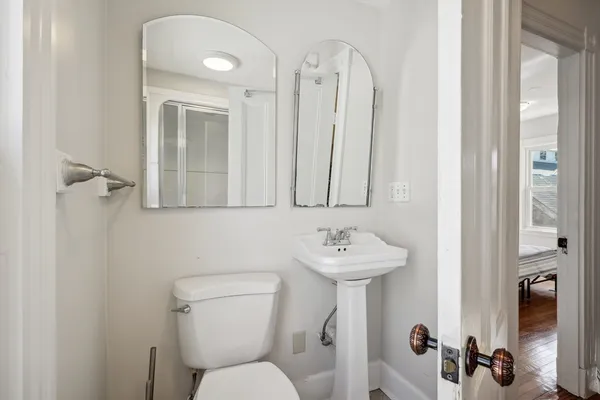 $799,900 | 9 Kidder Avenue, Unit 2, Somerville, MA 02144