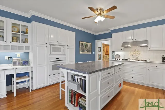 $1,895,000 | 11 North Marsh Road, Savannah, GA 31410