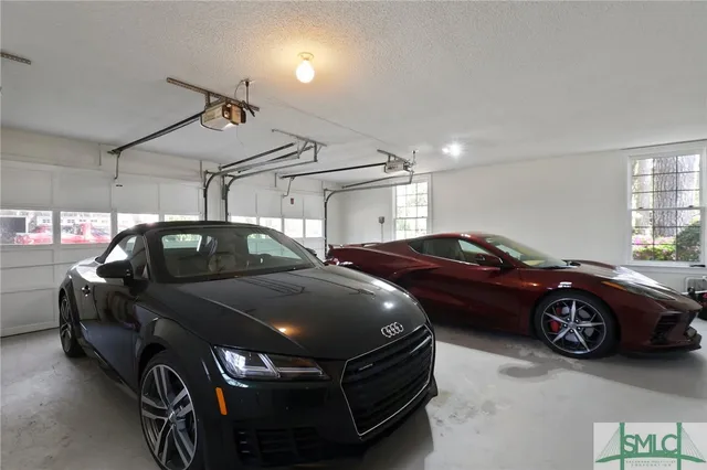 $1,895,000 | 11 North Marsh Road, Savannah, GA 31410