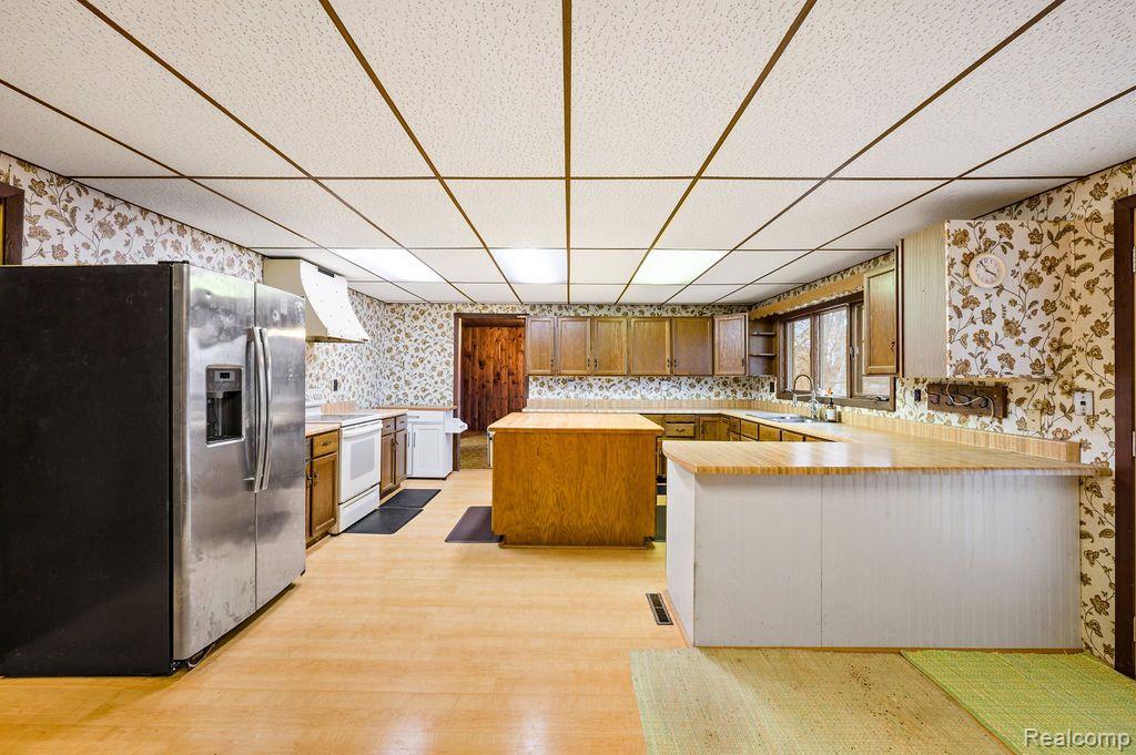 76410 Territorial Road Decatur, MI 49045 - Photo 11 of 36