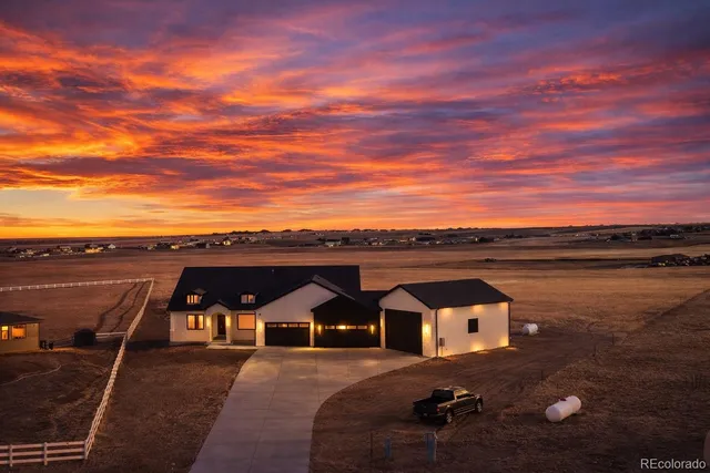 a view of a terrace with a terrace