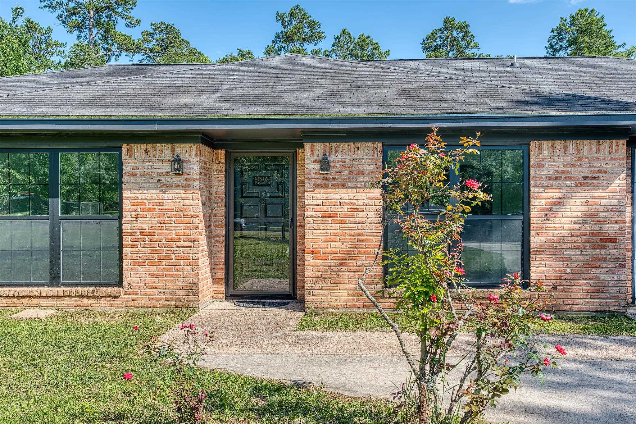 5824 Reeves Drive Silsbee, TX 77656 - Photo 8 of 46