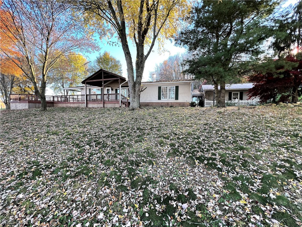 50519 Carroll Road East Liverpool, OH 43920 - Photo 1 of 45
