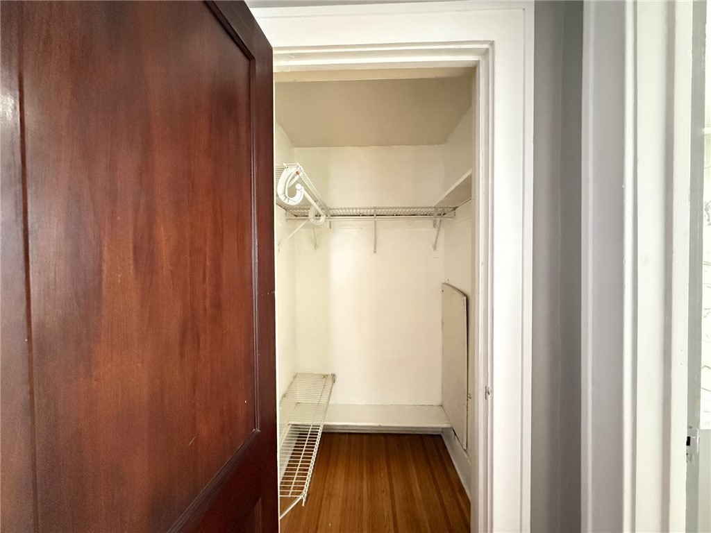 61 Cliffmor Street Rochester, NY 14609 - Photo 25 of 27 Hallway closet