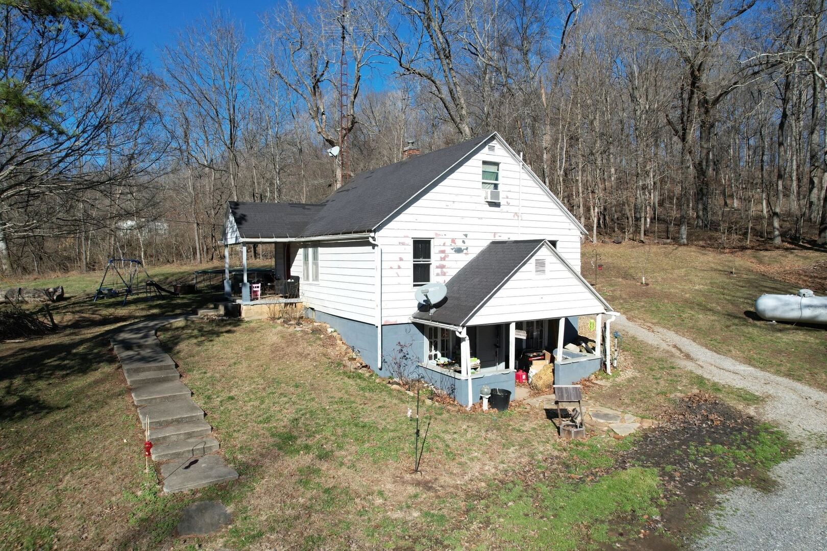 342 Bassett Road Elizabethtown, IL 62931 - Photo 3 of 62