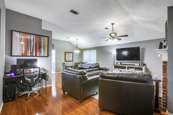 $2,300 | 1309 Aspen Lane, Wylie, TX 75098