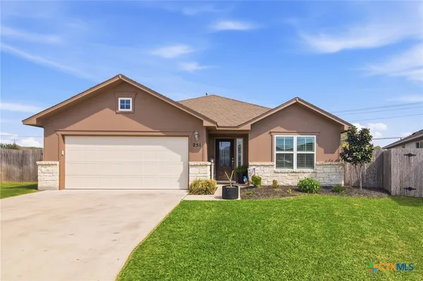 $349,900 | 251 Cobble Stone Court, Victoria, TX 77904