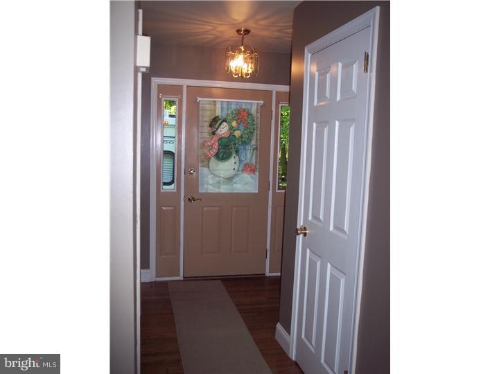 277 Hickon Road Quakertown, PA 18951 - Photo 5 of 25 Foyer