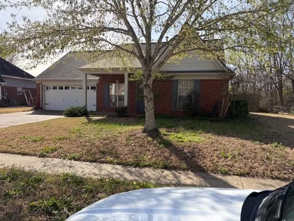 $329,950 | 5103 Summer Mist Cove, Arlington, TN 38002