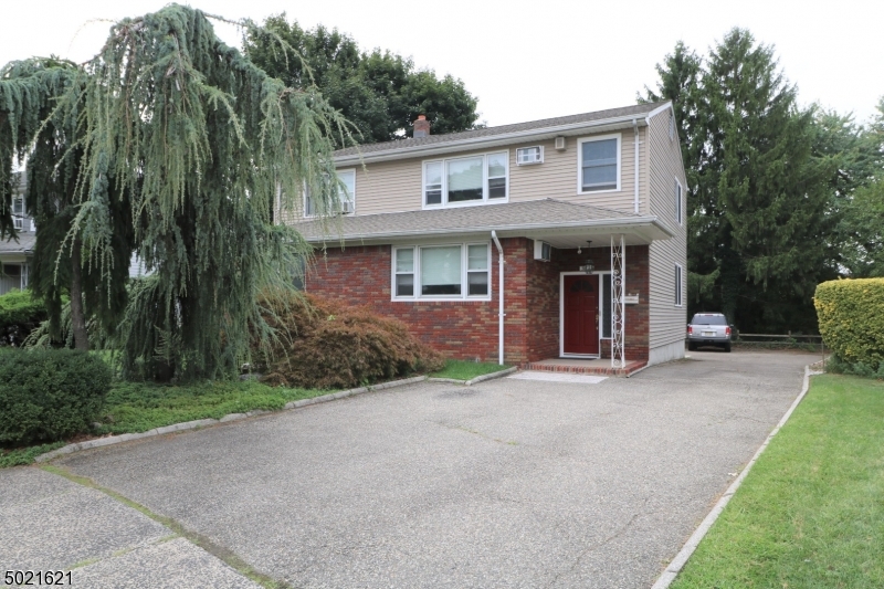 50 Parson Road Clifton, NJ 07012 - Photo 2 of 17