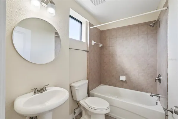 $3,900 | 3405 West Swann Avenue, Unit 9, Tampa, FL 33609