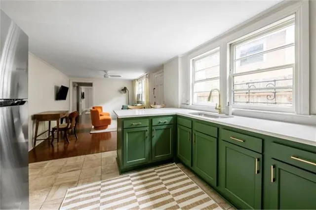 $1,650 | 5624 1/2 Annunciation Street, New Orleans, LA 70115