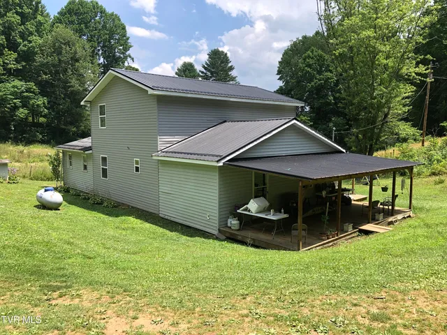 $275,000 | 3128 Highway 421, Mountain City, TN 37683