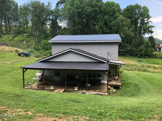 $275,000 | 3128 Highway 421, Mountain City, TN 37683