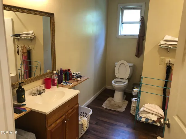 $275,000 | 3128 Highway 421, Mountain City, TN 37683