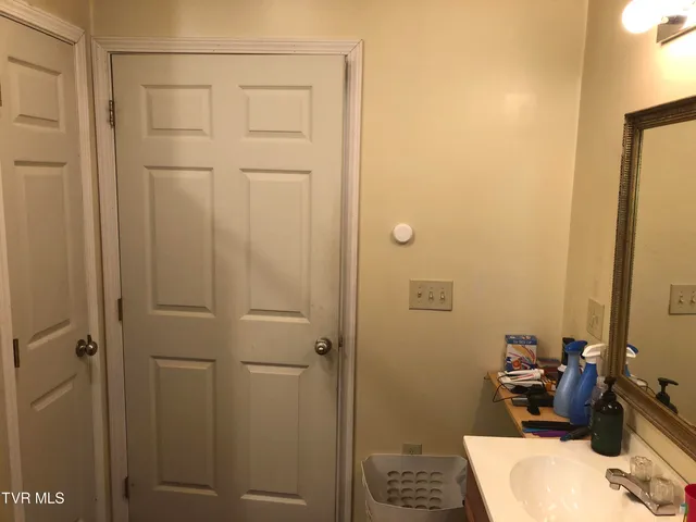 $275,000 | 3128 Highway 421, Mountain City, TN 37683