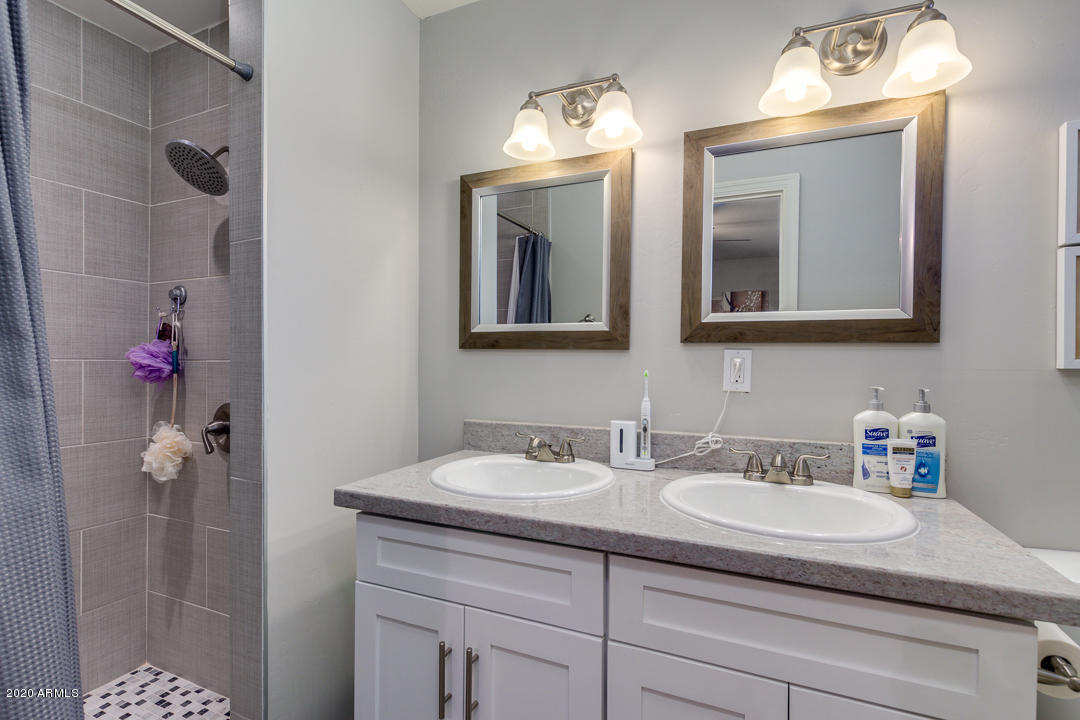 3943 West Griswold Road Phoenix, AZ 85051 - Photo 17 of 29 20-Griswold