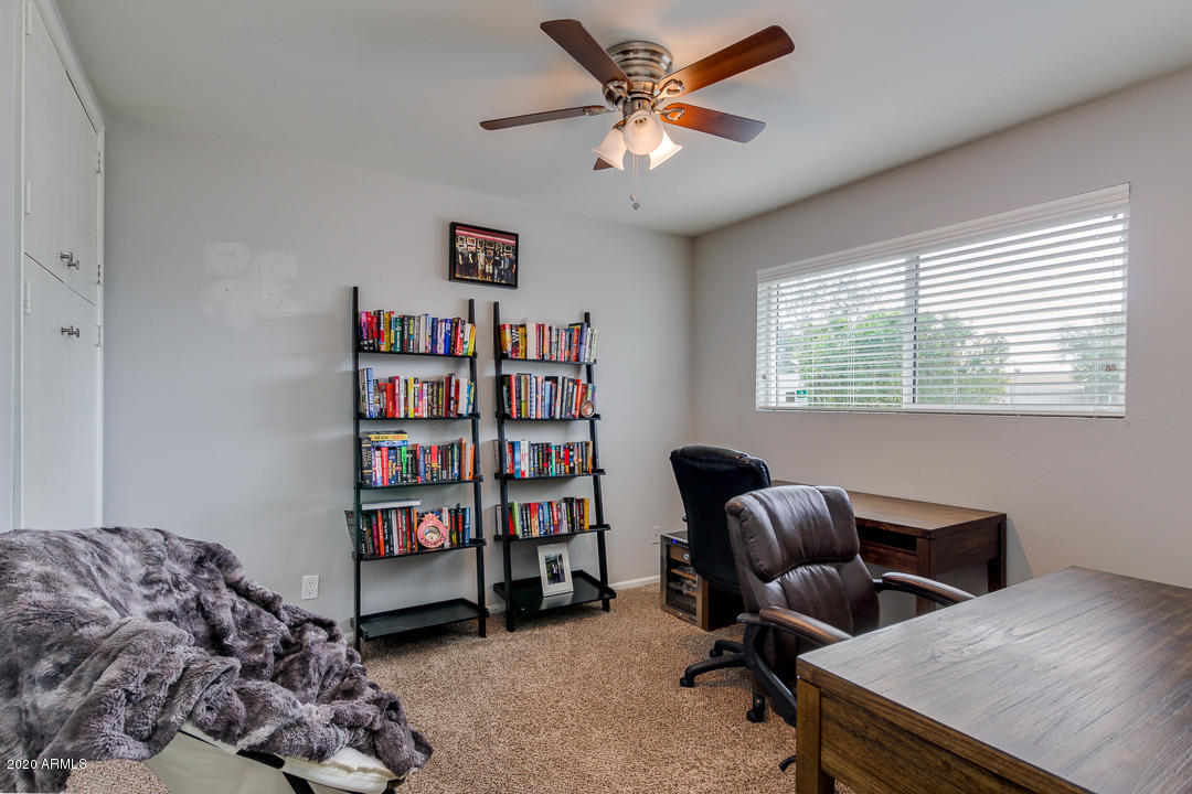 3943 West Griswold Road Phoenix, AZ 85051 - Photo 20 of 29 23-Griswold