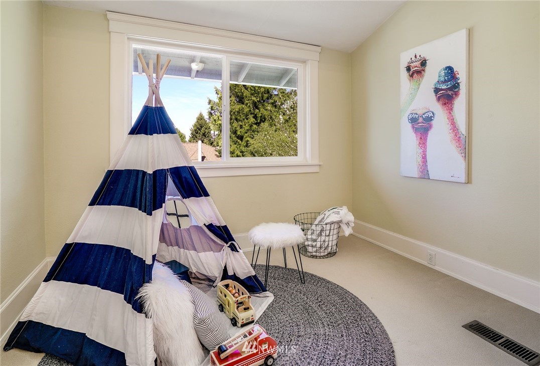 3952 Southwest Ida Street Seattle, WA 98136 - Photo 17 of 28 Gallery Image 17