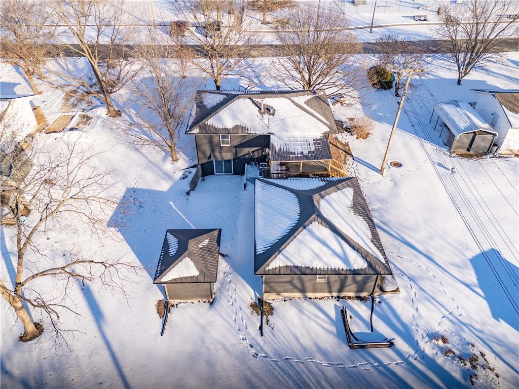 716 Shea Street Burlington, KS 66839 - Photo 11 of 40