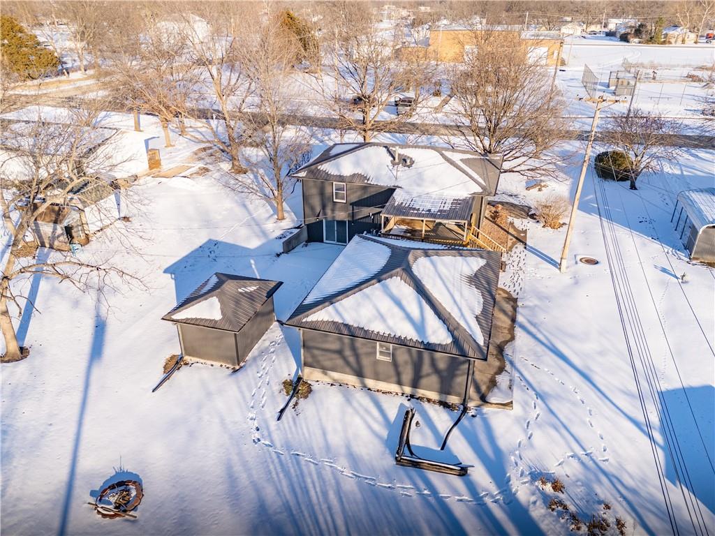 716 Shea Street Burlington, KS 66839 - Photo 12 of 40