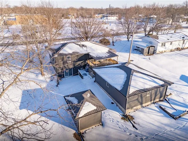 $249,000 | 716 Shea Street, Burlington, KS 66839